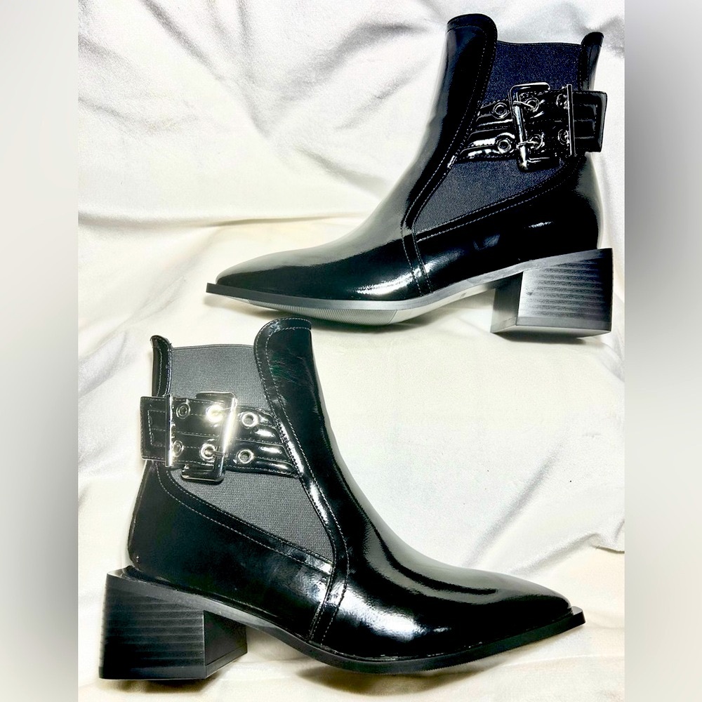 Black Square Toe Chunky Heel Western Ankle Boots with buckle women’s size 8